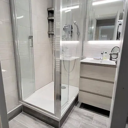 아파트 T2 Vue - Wi-fi - Piscine Gratuite - Parking Privatif - A 200 M Des Plages Et Des Commerces - Fr-1-316-146